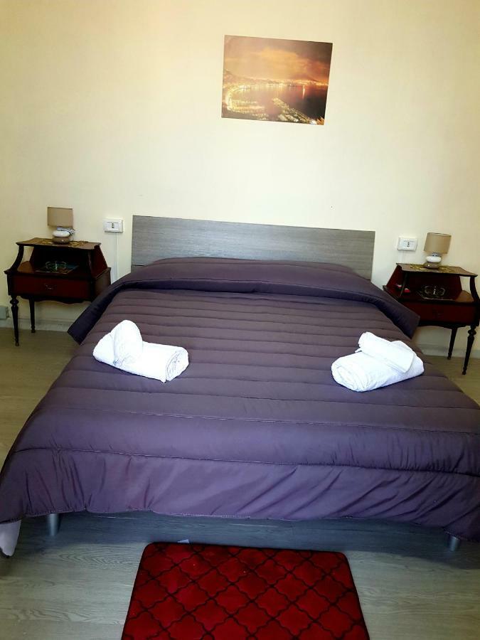 I Tetti Del Centro Storico Apartment Napoli Ngoại thất bức ảnh